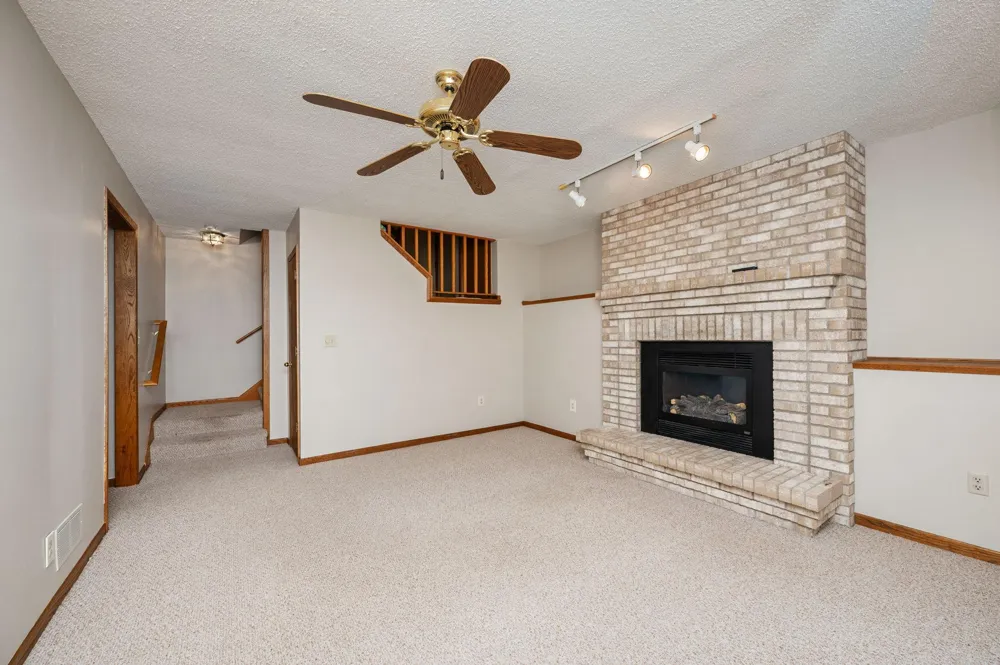 17847 Evener Way Eden Prairie, MN 55346