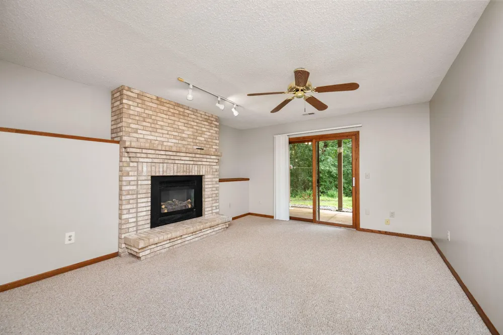 17847 Evener Way Eden Prairie, MN 55346