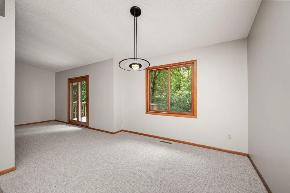 17847 Evener Way Eden Prairie, MN 55346