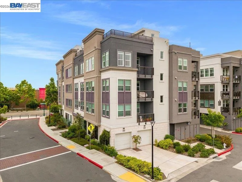 2802 Tradewind Ct Alameda, CA 94501