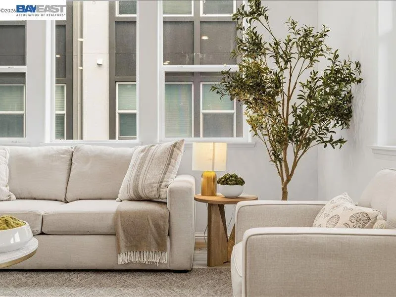 2802 Tradewind Ct Alameda, CA 94501
