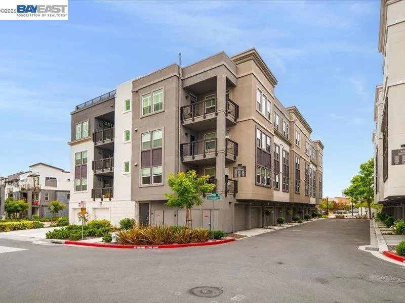 2802 Tradewind Ct Alameda, CA 94501
