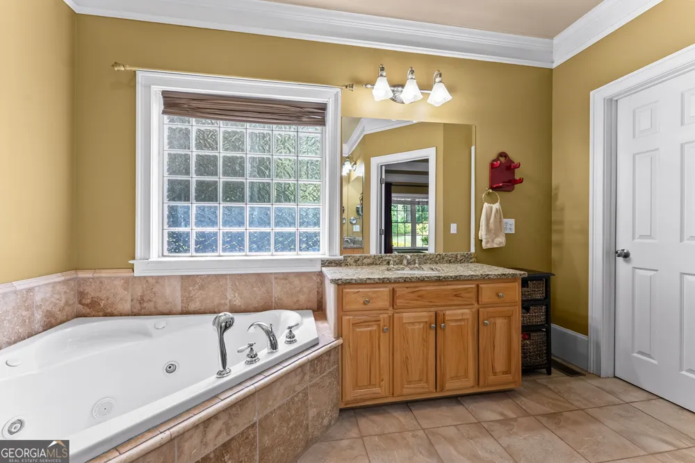 1030 Oaklake TER Watkinsville, GA 30677