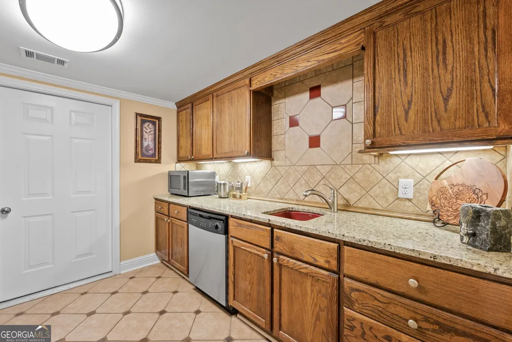 1030 Oaklake TER Watkinsville, GA 30677