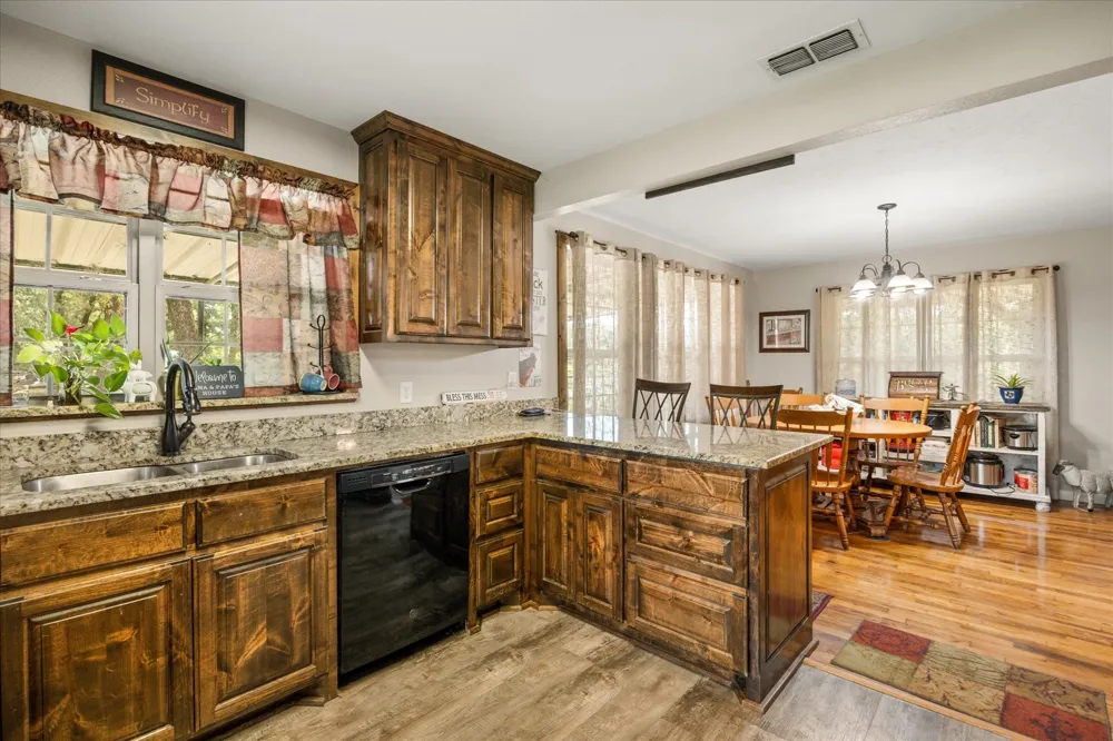 10202 S US Highway 377 Dublin, TX 76446