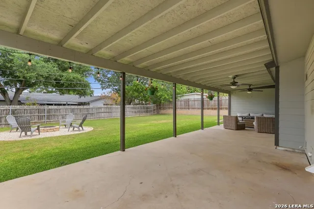 12902 Lone Shadow Trail Live Oak, TX 78233
