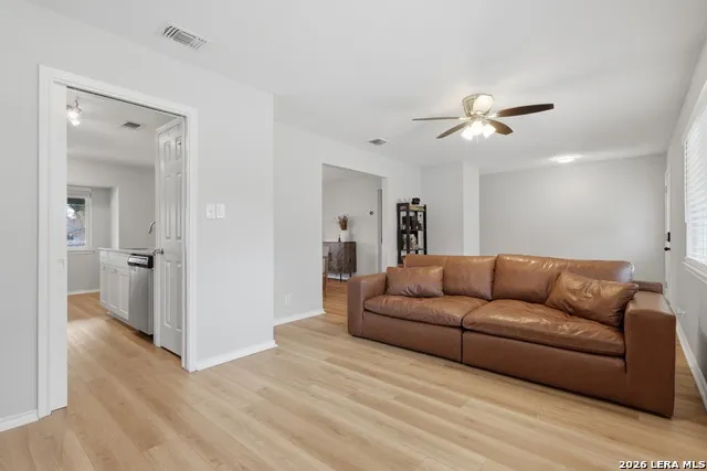 12902 Lone Shadow Trail Live Oak, TX 78233