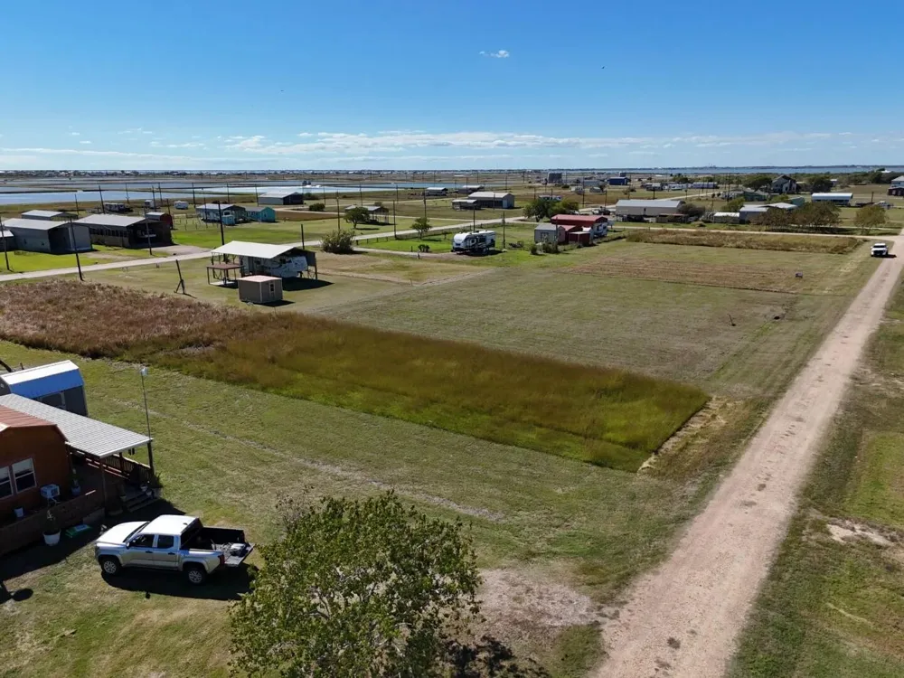 83 Starfish Drive Palacios, TX 77465