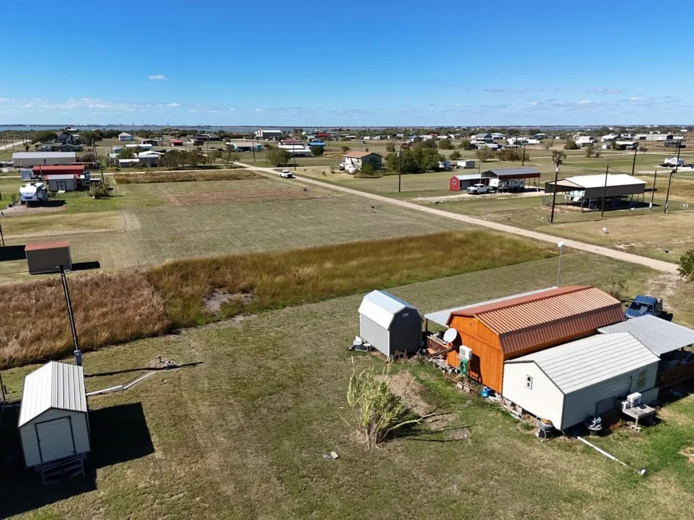 83 Starfish Drive Palacios, TX 77465