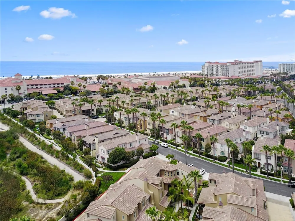 7973 Osuna Circle Huntington Beach, CA 92648