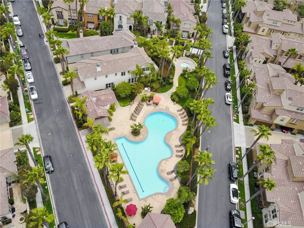 7973 Osuna Circle Huntington Beach, CA 92648