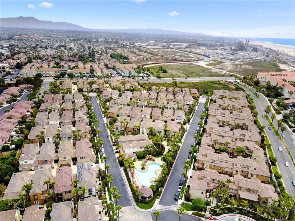 7973 Osuna Circle Huntington Beach, CA 92648