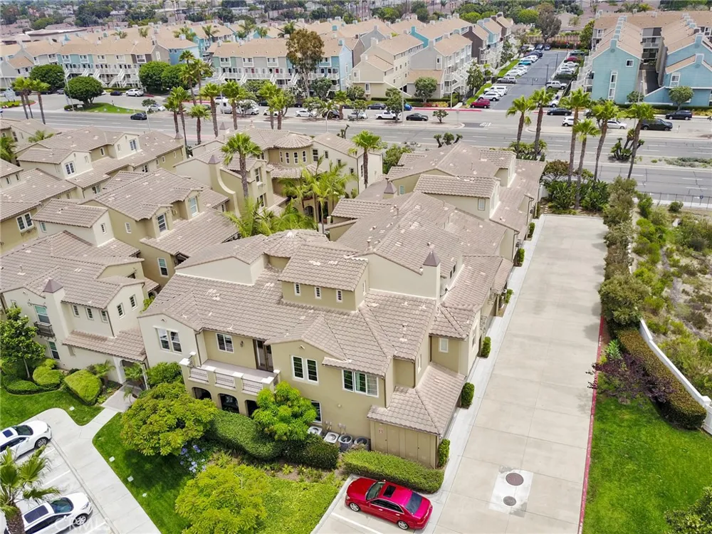 7973 Osuna Circle Huntington Beach, CA 92648