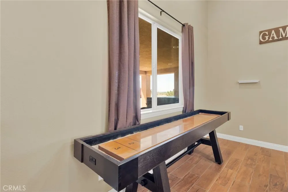 11722 Brookside Court Phelan, CA 92371