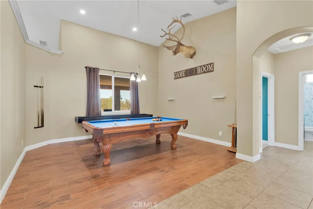 11722 Brookside Court Phelan, CA 92371
