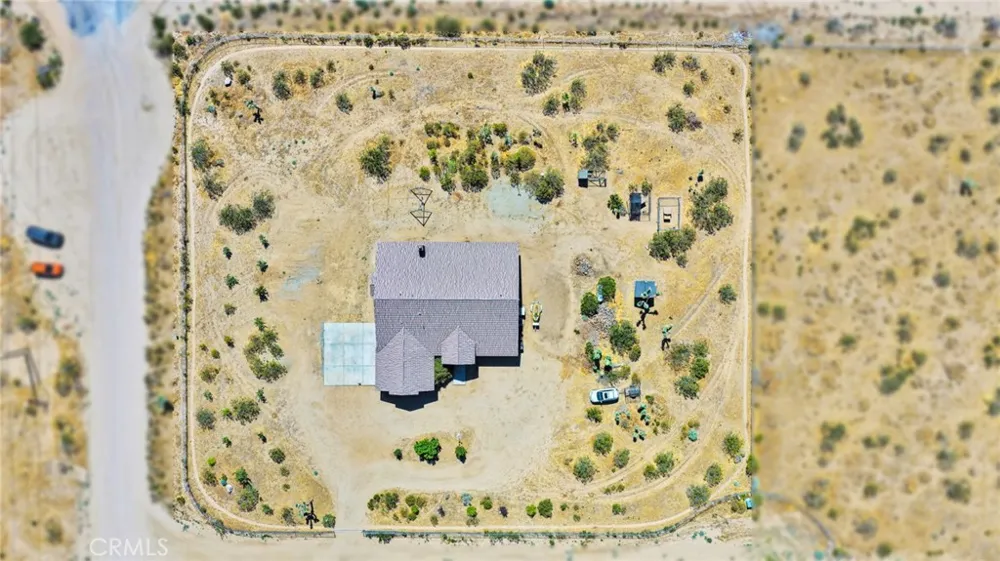 11722 Brookside Court Phelan, CA 92371