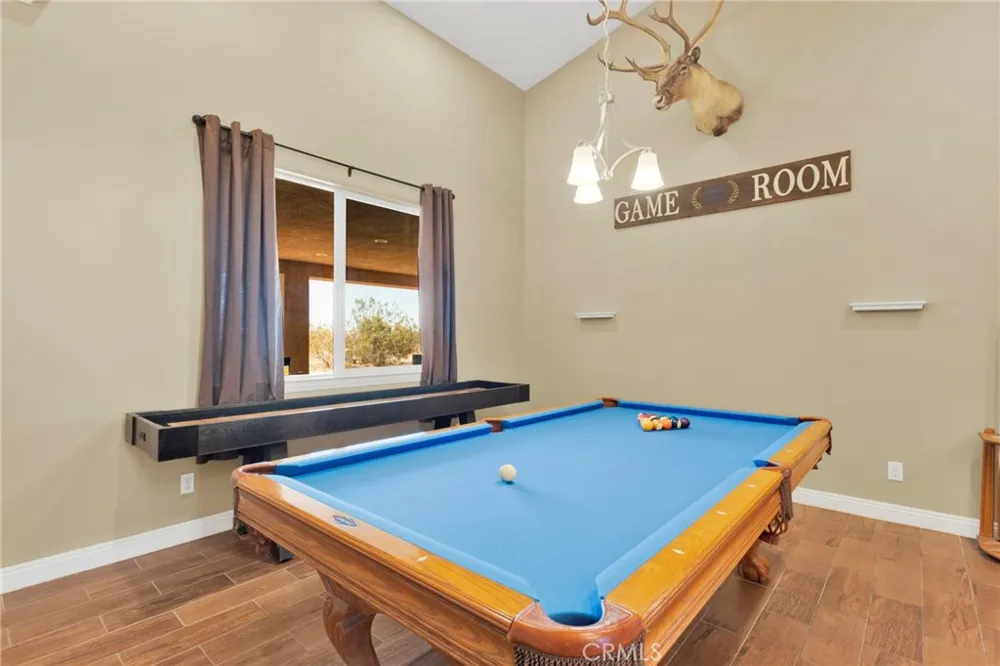 11722 Brookside Court Phelan, CA 92371