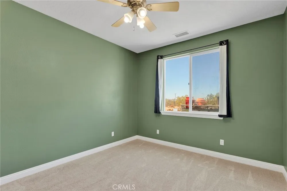 11722 Brookside Court Phelan, CA 92371