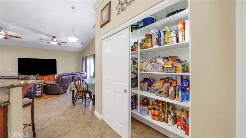 11722 Brookside Court Phelan, CA 92371