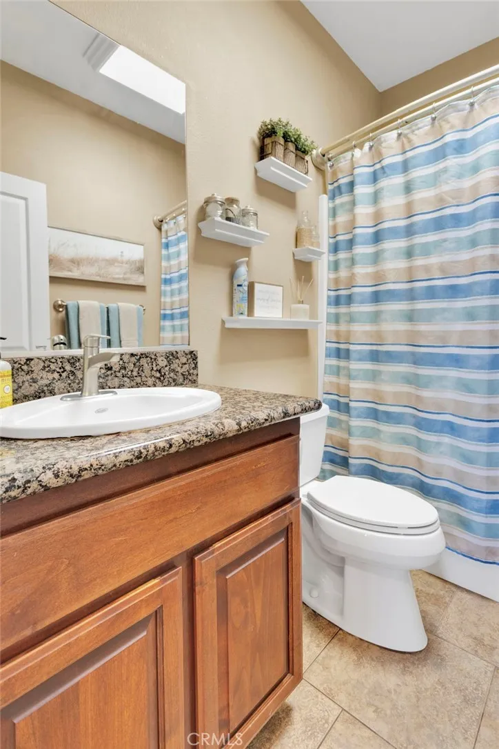 11722 Brookside Court Phelan, CA 92371