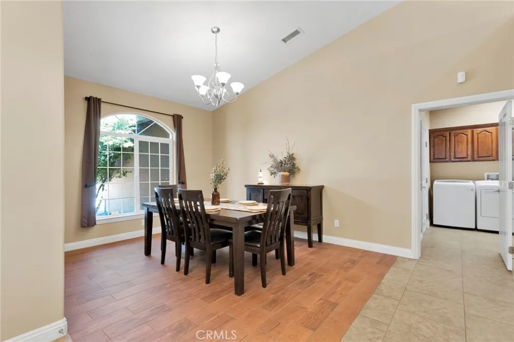 11722 Brookside Court Phelan, CA 92371