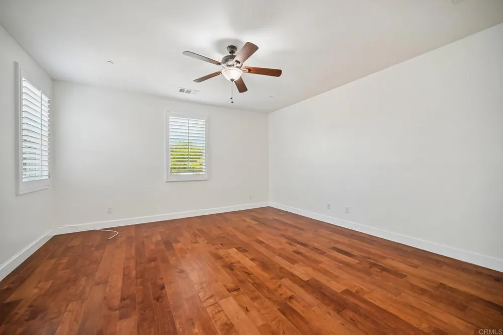 2487 Ascending Oaks Lane #1 Simi Valley, CA 93063