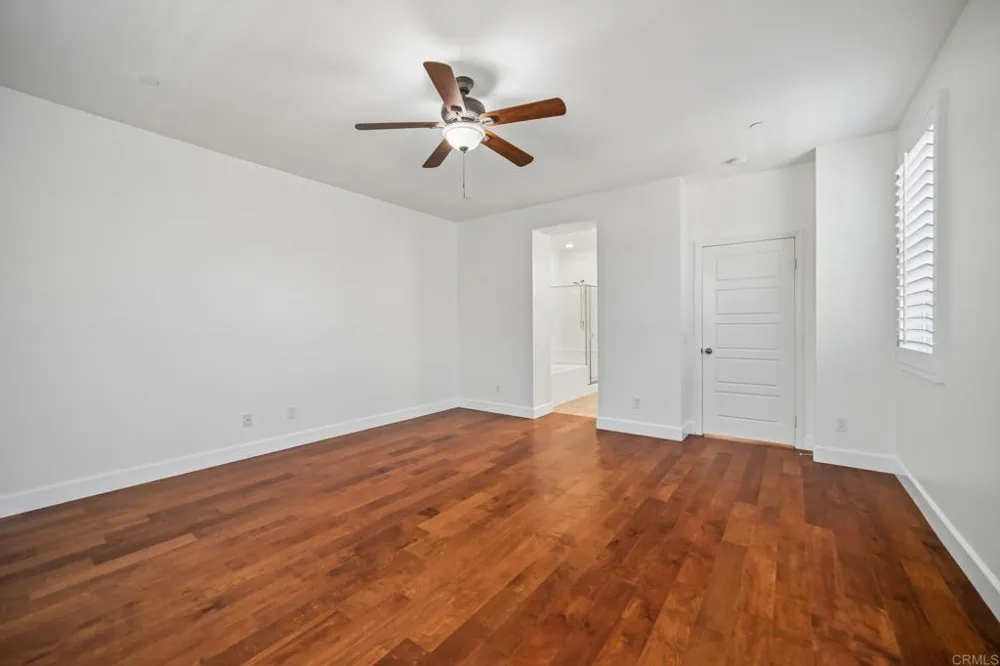 2487 Ascending Oaks Lane #1 Simi Valley, CA 93063