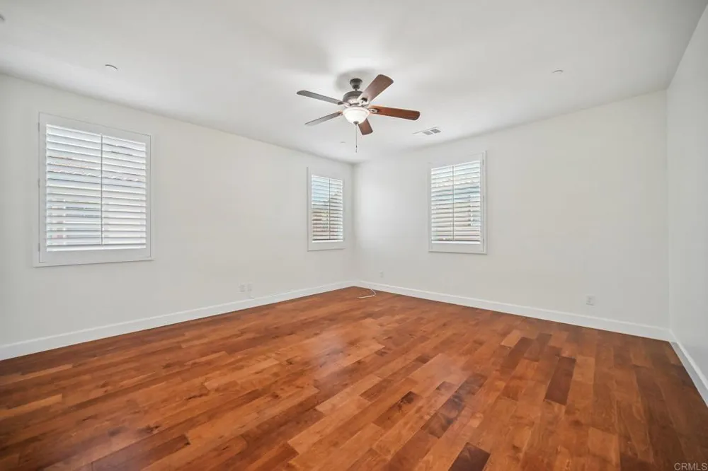 2487 Ascending Oaks Lane #1 Simi Valley, CA 93063