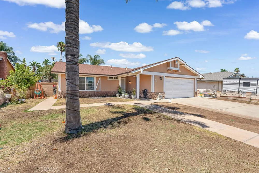 2414 Etiwanda Avenue San Bernardino, CA 92410