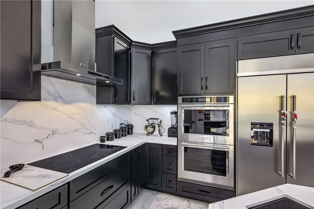 39625 County Line Yucaipa, CA 92399