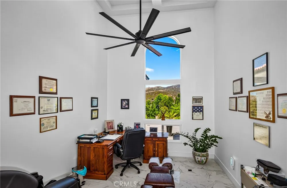 39625 County Line Yucaipa, CA 92399
