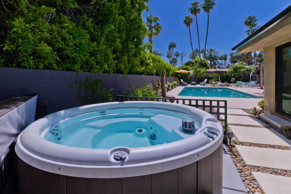 1060 S Paseo De Marcia Palm Springs, CA 92264