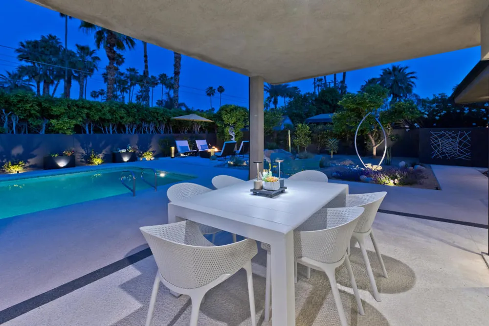 1060 S Paseo De Marcia Palm Springs, CA 92264