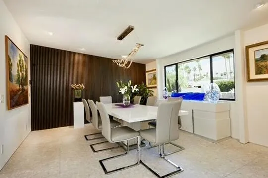 1060 S Paseo De Marcia Palm Springs, CA 92264
