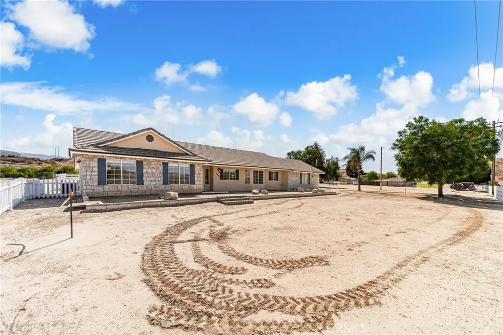28442 San Timoteo Canyon Redlands, CA 92373
