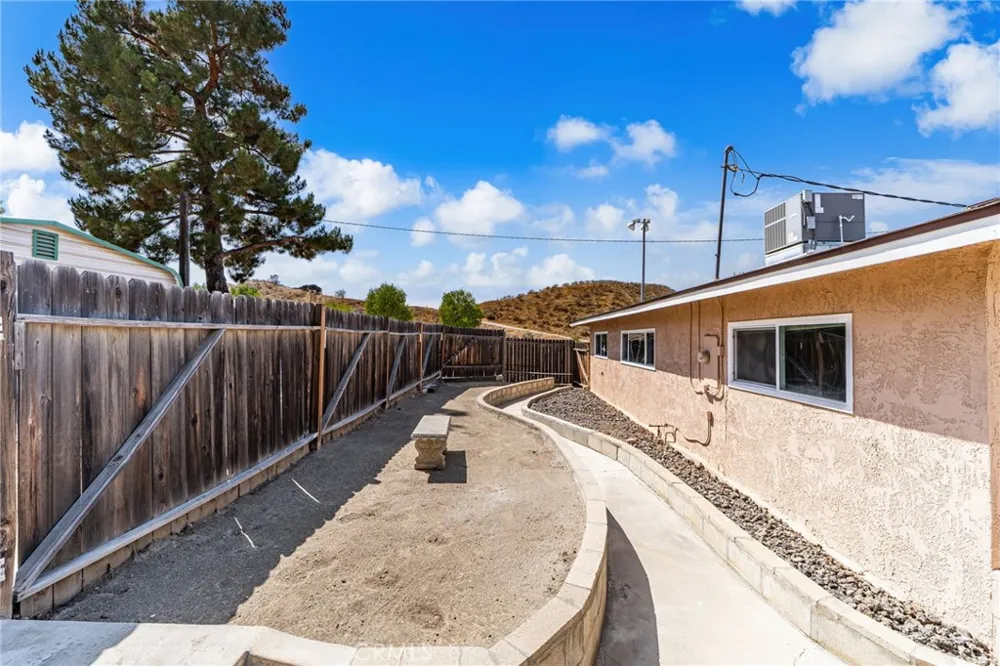 28442 San Timoteo Canyon Redlands, CA 92373