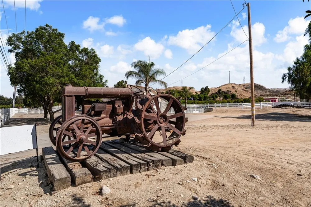 28442 San Timoteo Canyon Redlands, CA 92373