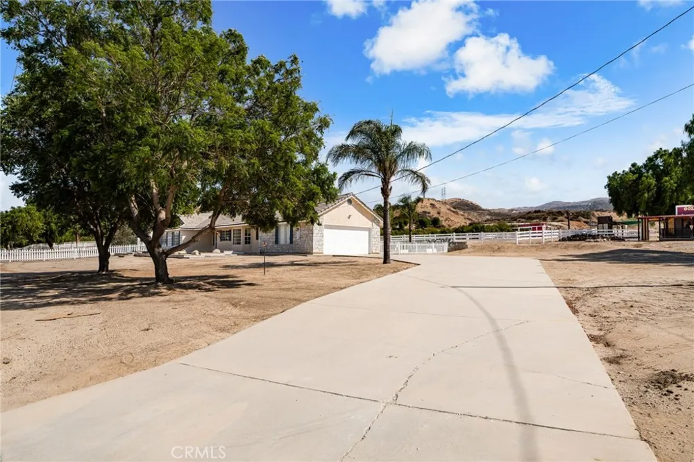 28442 San Timoteo Canyon Redlands, CA 92373