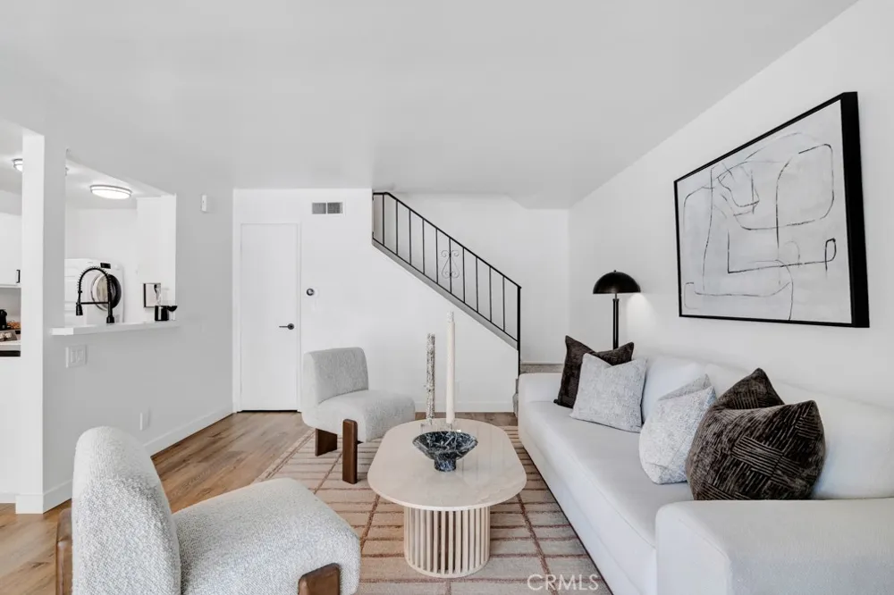 2838 Instone Court Westlake Village, CA 91361