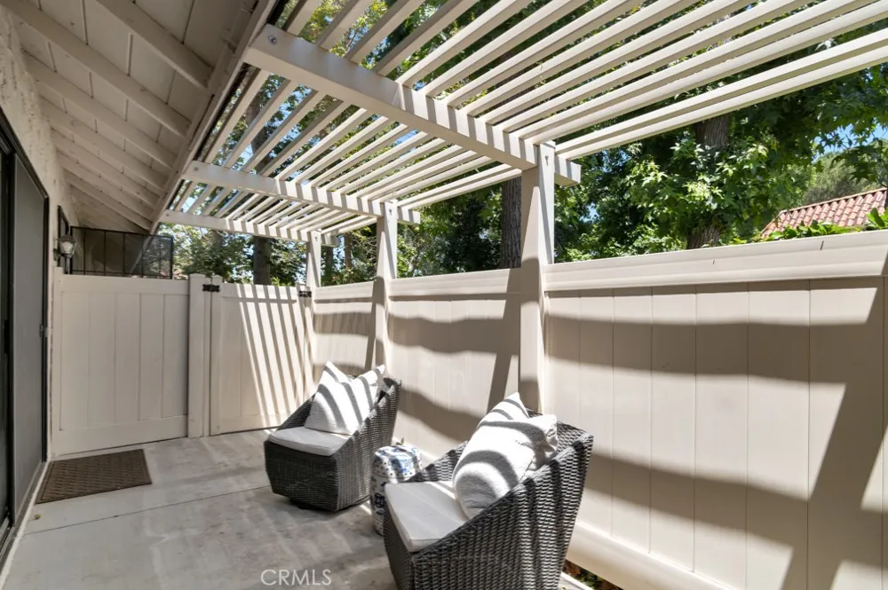 2838 Instone Court Westlake Village, CA 91361