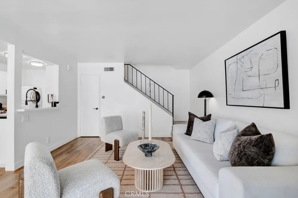 2838 Instone Court Westlake Village, CA 91361