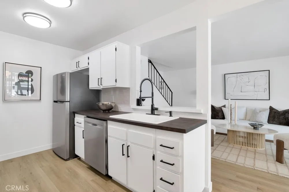 2838 Instone Court Westlake Village, CA 91361