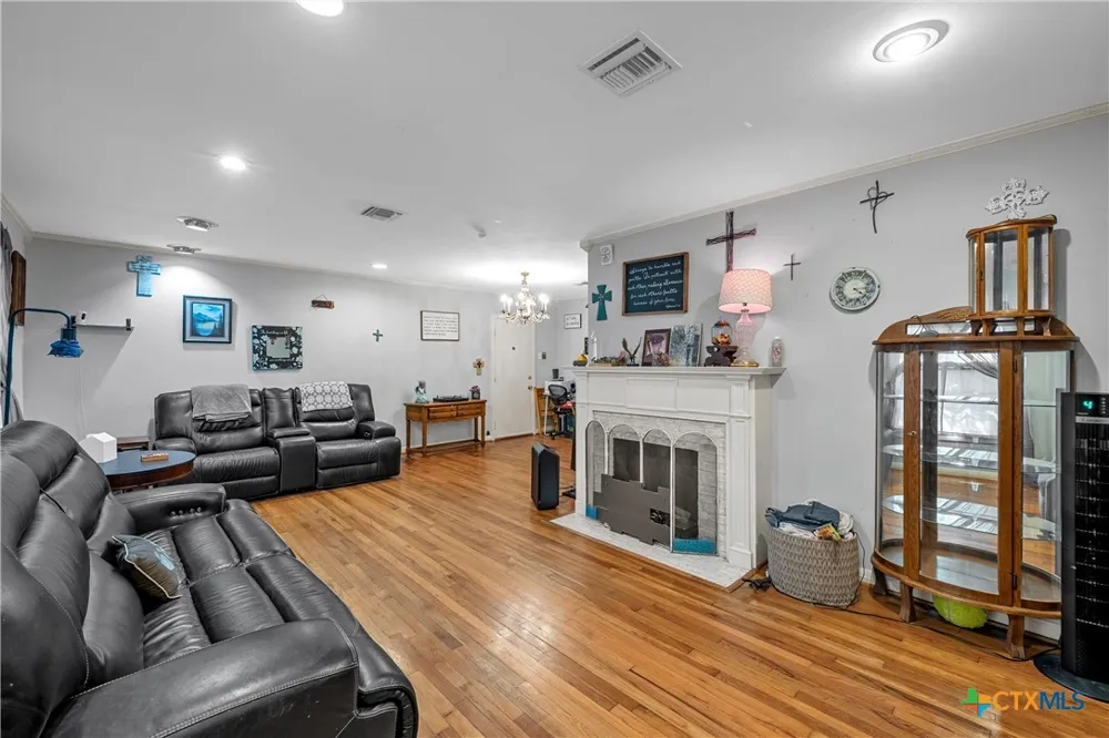 301 40th Street Waco, TX 76710