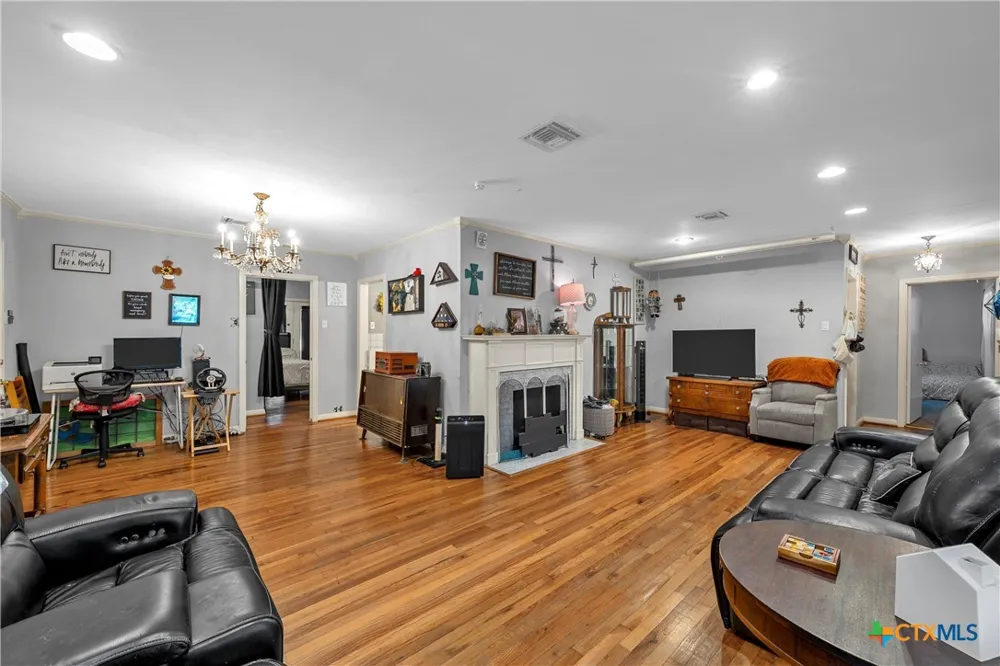 301 40th Street Waco, TX 76710