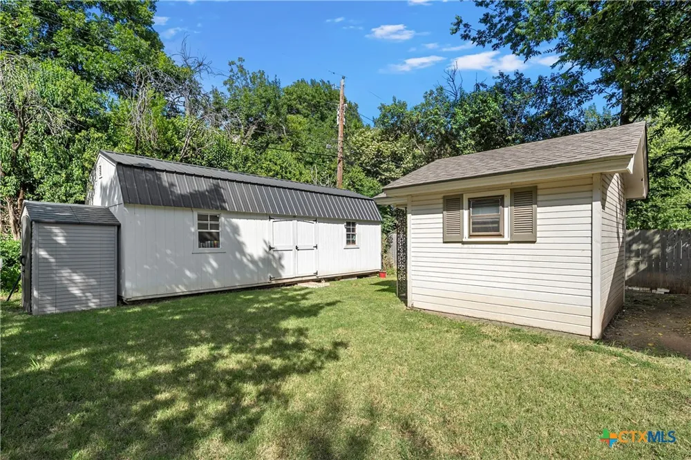 301 40th Street Waco, TX 76710