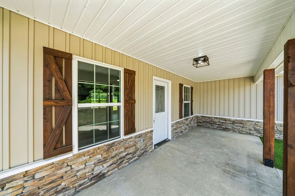1260 County Rd 118 Centre, AL 35960