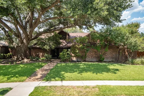 2428 Trellis Lane