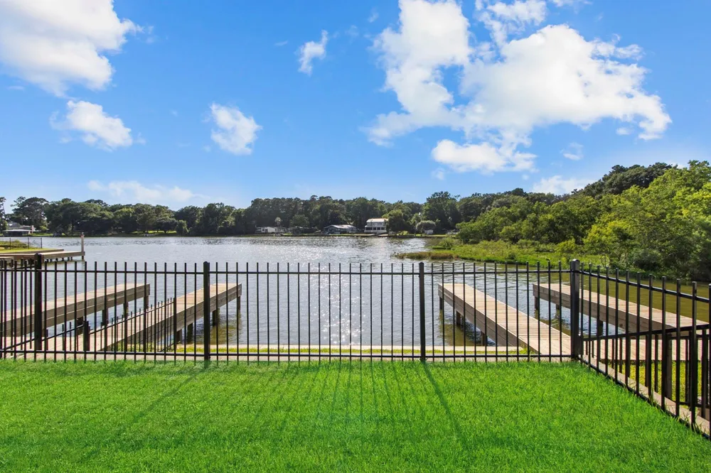13132 Sorrento Bay Drive Willis, TX 77318