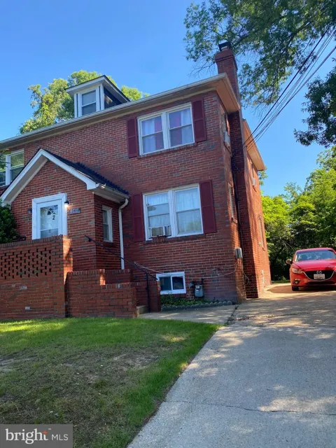 4711 TECUMSEH STREET #1