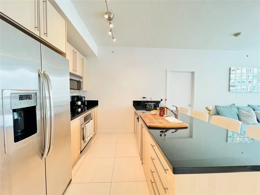 79 SW 12th St #1510-S Miami, FL 33130